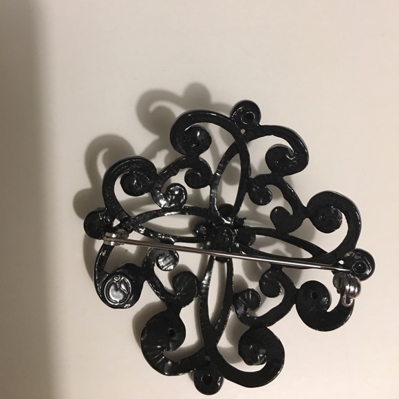 Si. John #brooch#pin - Picture 3 of 4